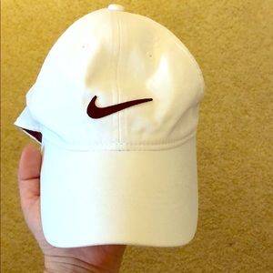 Nike work out hat